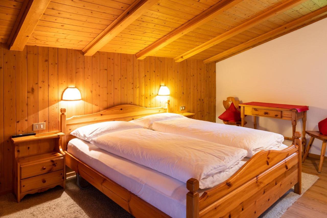 Garni Juri Bed & Breakfast La Villa  Eksteriør bilde